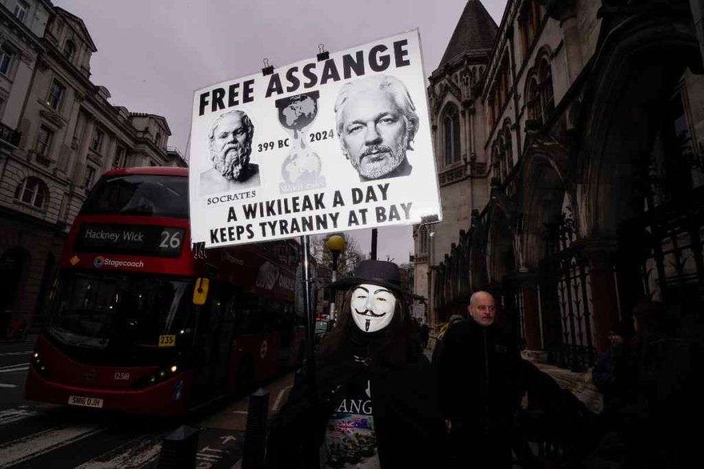 Il movimento FreeAssange e WikiLeaks